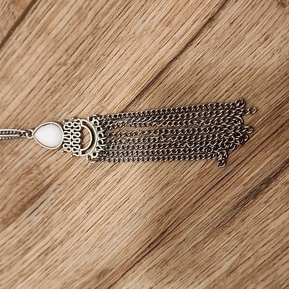 Necklace - Picture 3 of 9